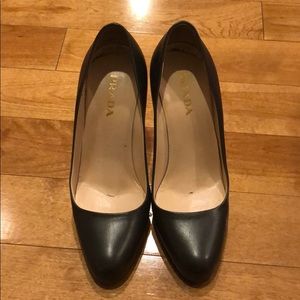 Prada Gray Leather Heels size 38